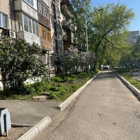 2-Х Комнатная Ауезова Apartment Ust-Kamenogorsk Exterior photo
