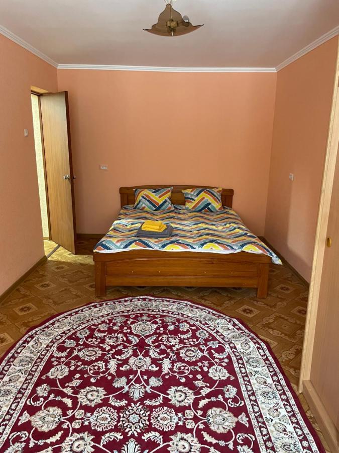 2-х комнатная ауезова Apartment